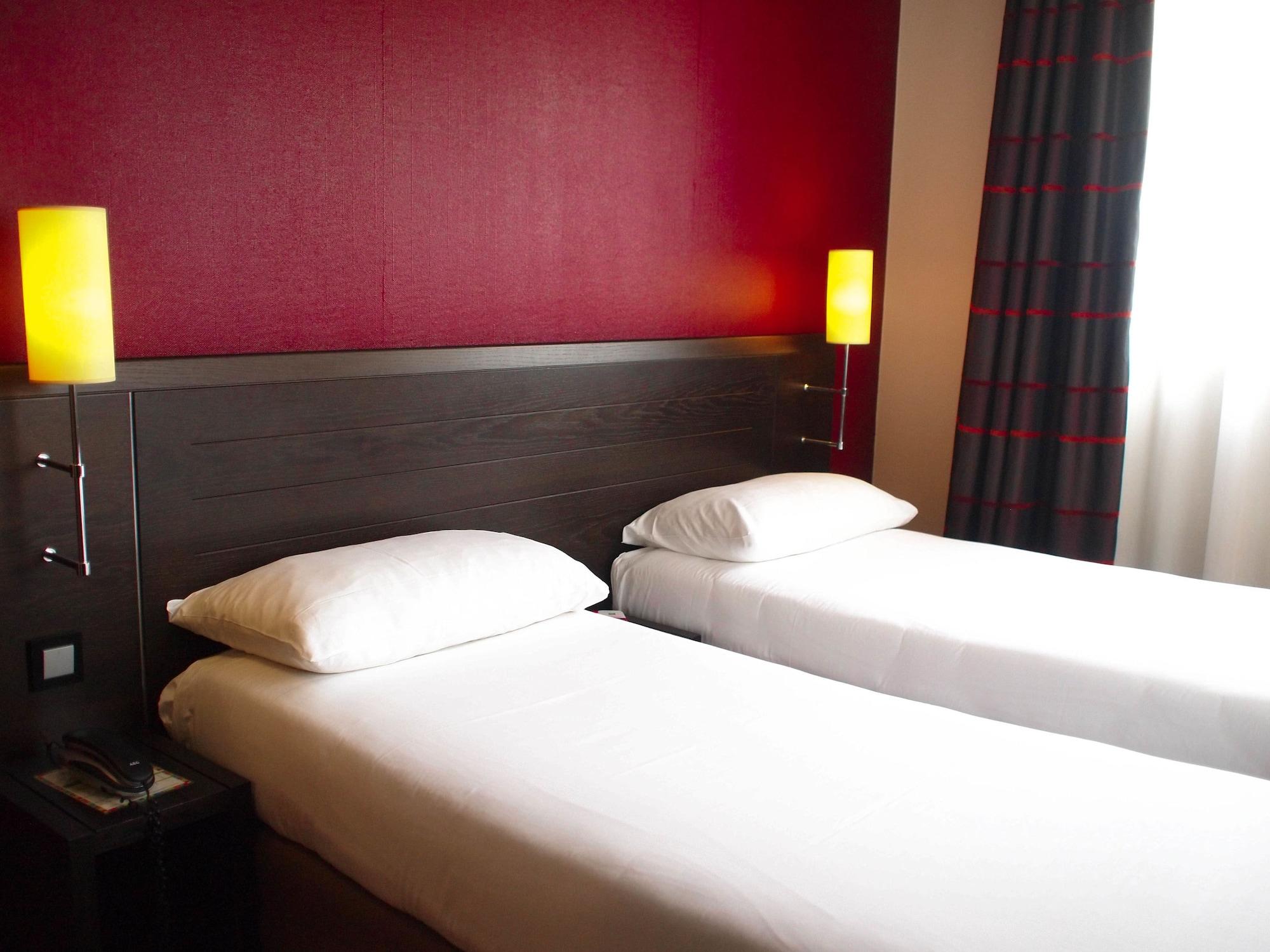 Ibis Styles Nantes Centre Place Royale Exteriör bild