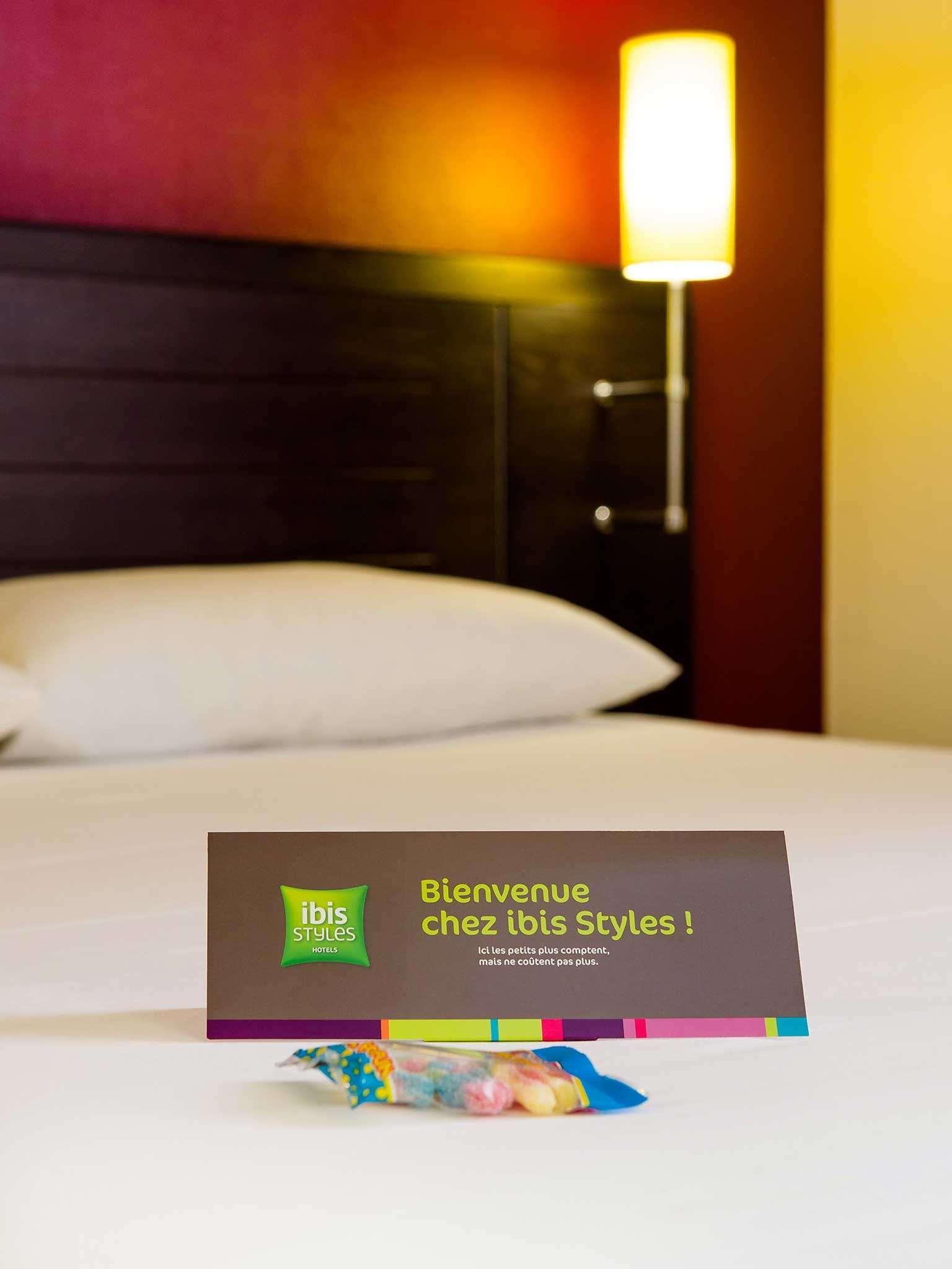 Ibis Styles Nantes Centre Place Royale Exteriör bild