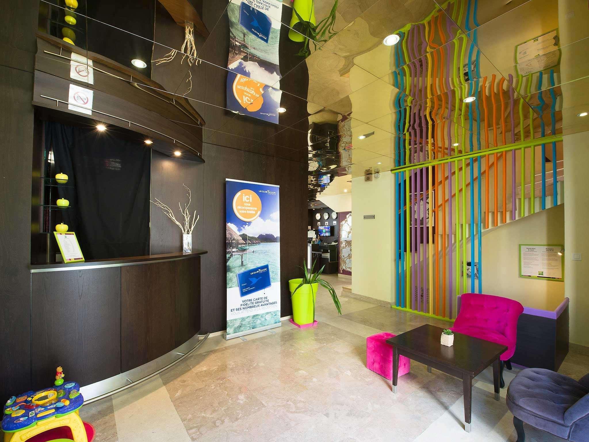 Ibis Styles Nantes Centre Place Royale Exteriör bild