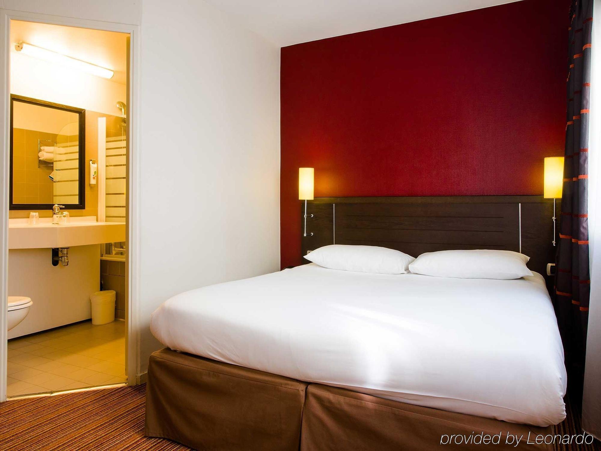 Ibis Styles Nantes Centre Place Royale Exteriör bild