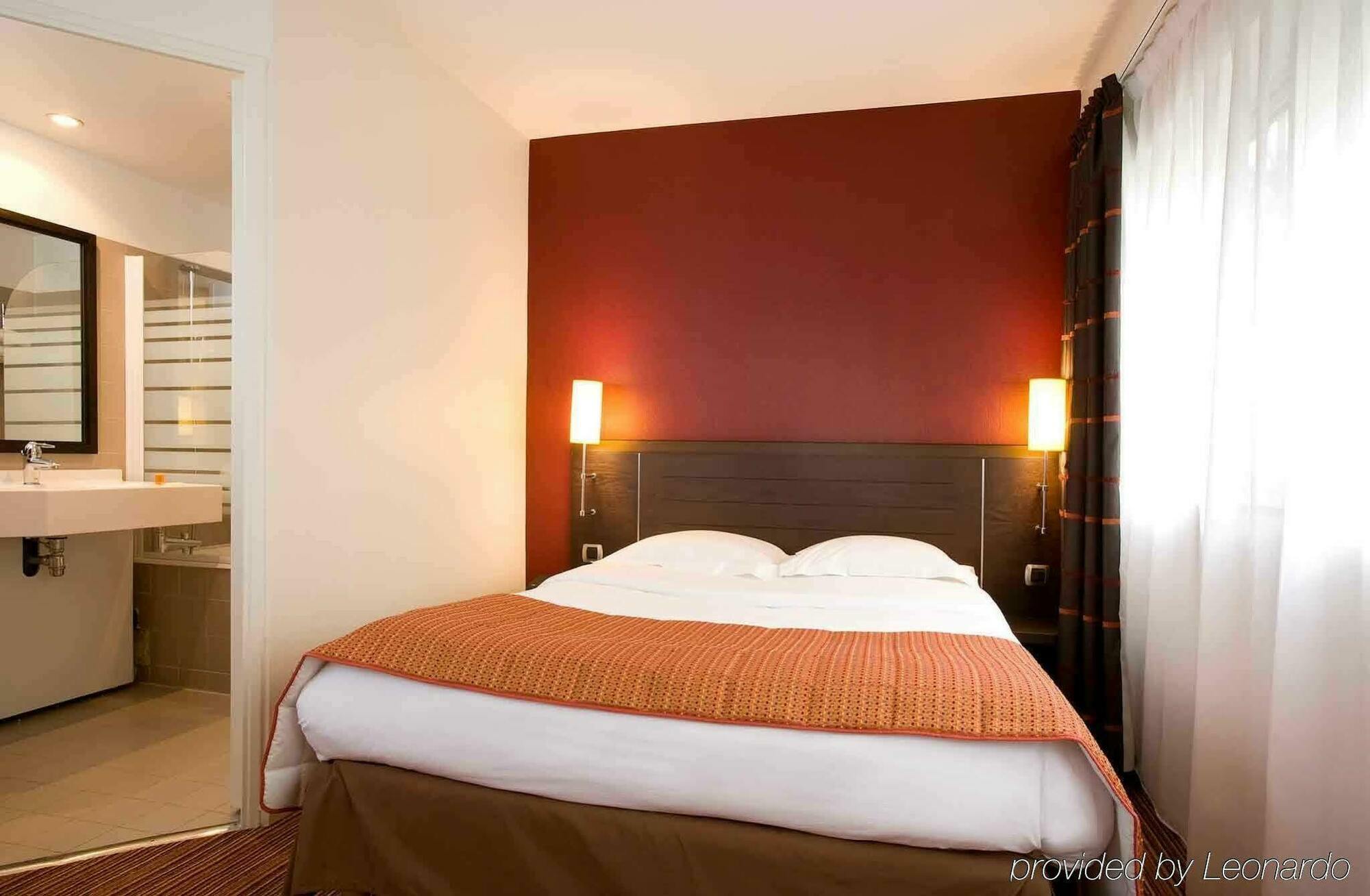 Ibis Styles Nantes Centre Place Royale Exteriör bild